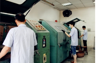 Roller room